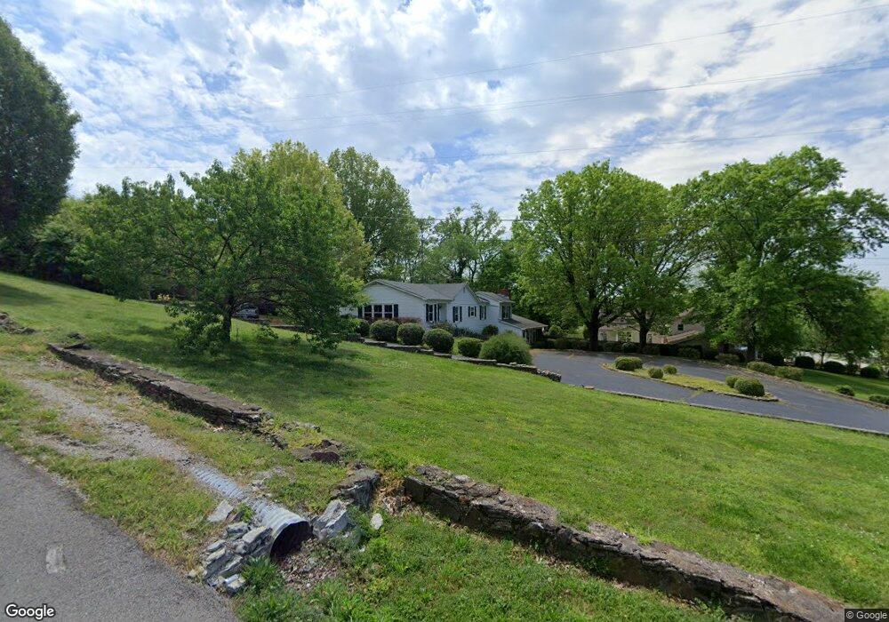 504 Oakwood Dr, Columbia, TN 38401 - photo 1