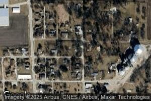 108 Loren St, Henning, IL 61848