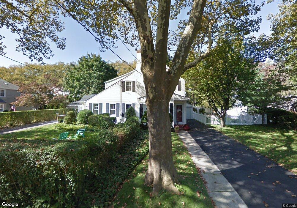 87 Elton Rd, Garden City, NY 11530 - photo 1