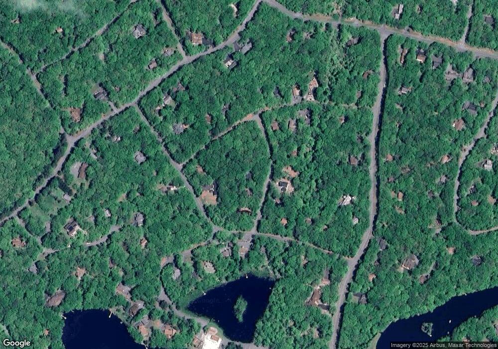 102 Longspur Ln, Hawley, PA 18428 - photo 1