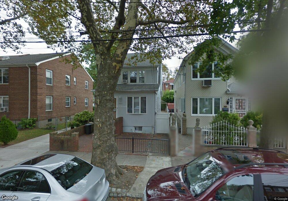 40-21 193rd St unit 2nd Fl, Flushing, NY 11358 - photo 1