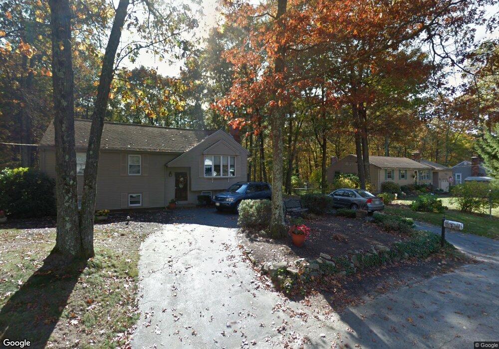 14 Little Tree Ln, Bellingham, MA 02019 - photo 1