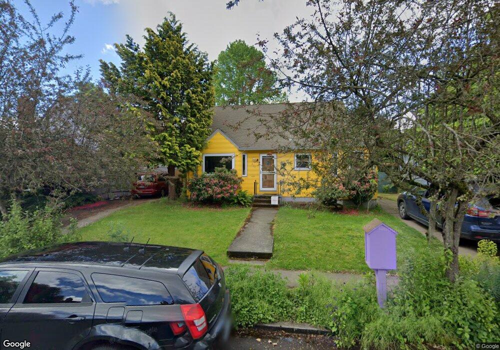 320 N Russet St, Portland, OR 97217 - photo 1