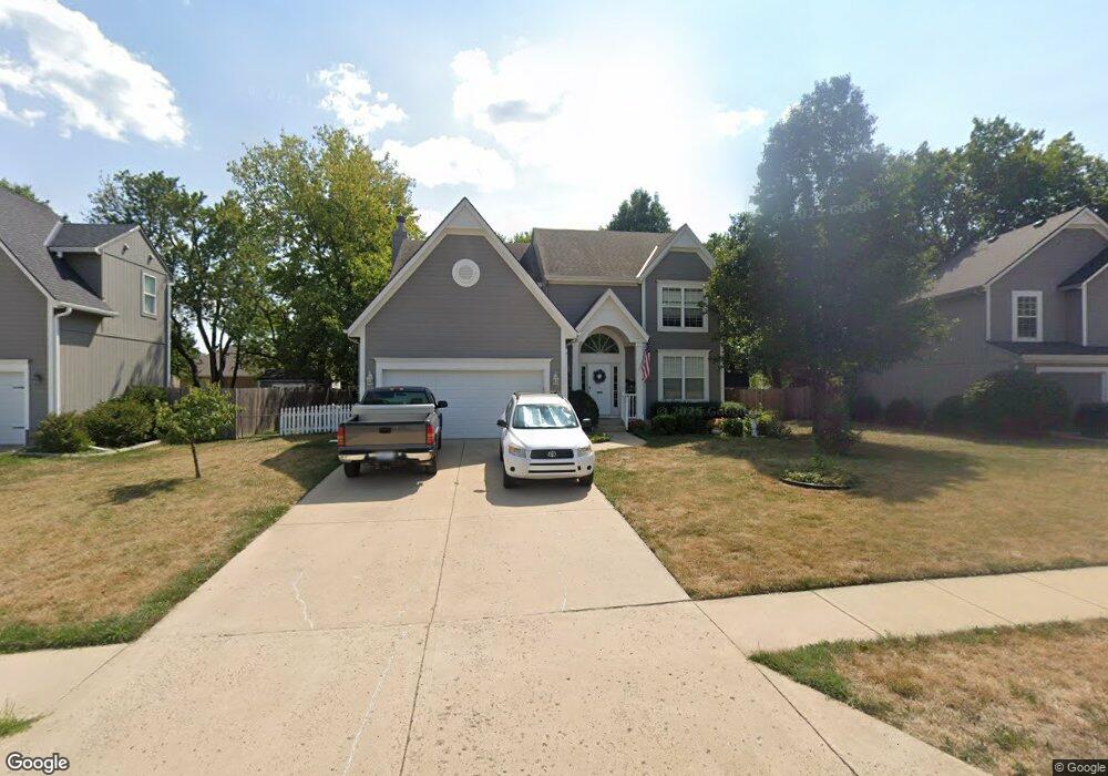 20521 W 220th St, Spring Hill, KS 66083 - photo 1