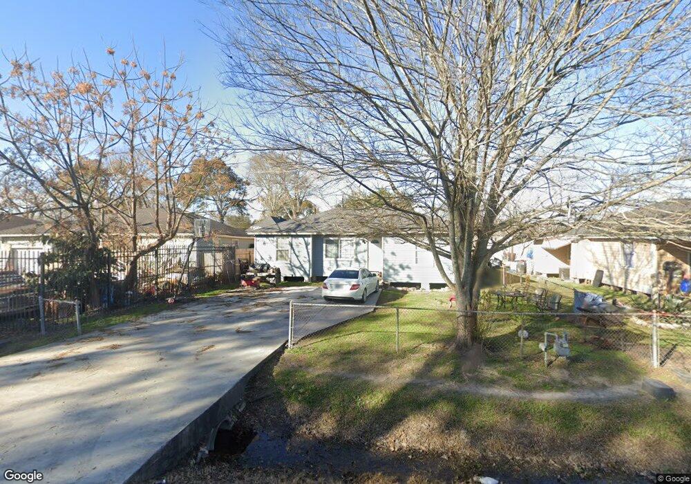 2711 Hartwick Rd, Houston, TX 77093 - photo 1