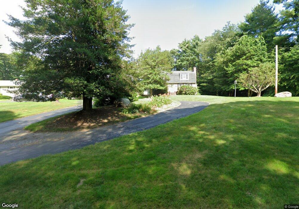 142 Christopher Cir, Westport, MA 02790 - photo 1