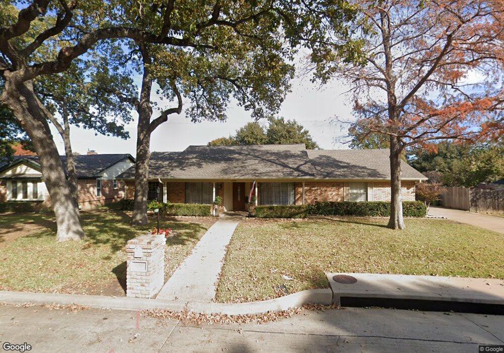 620 Springhill Ct, Hurst, TX 76054 - photo 1