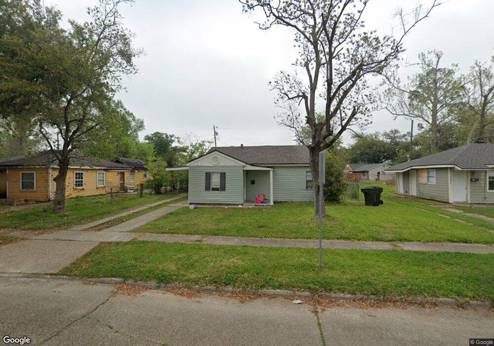 3605 W Roosevelt St, Lake Charles, LA 70607 - photo 1