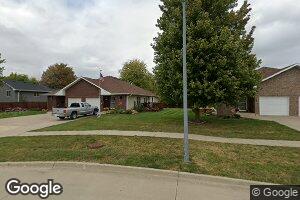 807 NE 4th St, Earlham, IA 50072