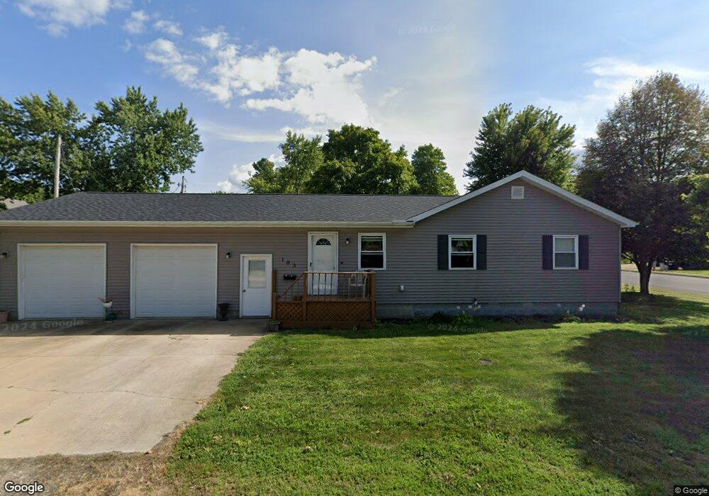 103 W Barker St, Tuscola, IL 61953 - photo 1