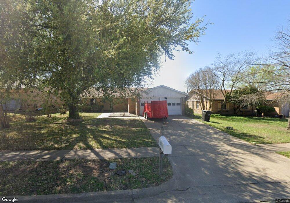 1411 Mimosa St, Cleburne, TX 76033 - photo 1