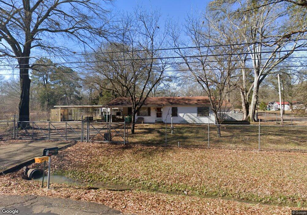 2002 Allen Ln, Texarkana, TX 75501 - photo 1