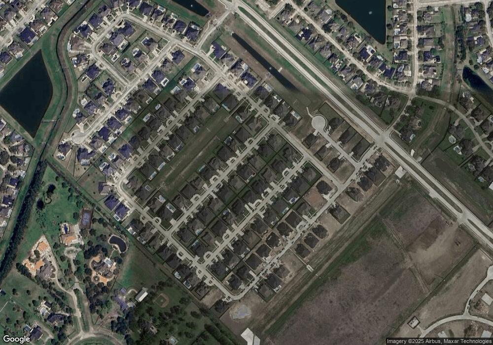 1915 Santa Maria Dr, Friendswood, TX 77546 - photo 1