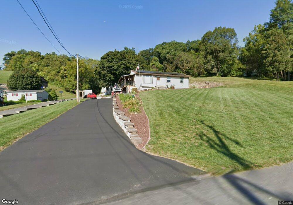 821 W Main St, Leesport, PA 19533 - photo 1