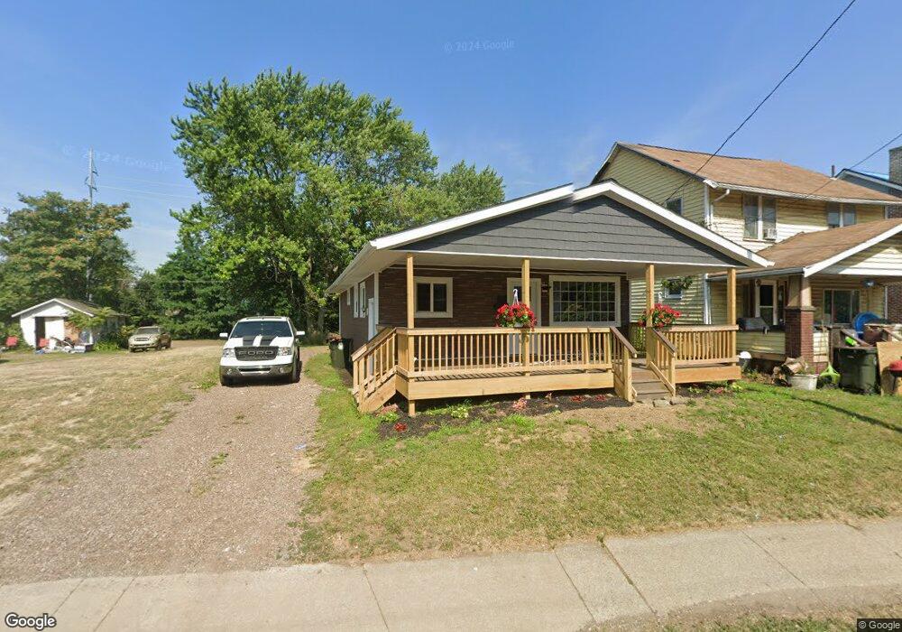 1929 Harrisburg Rd NE, Canton, OH 44705 - photo 1