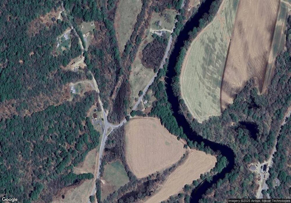 133 Old Westport Rd, Winchester, NH 03470 - photo 1