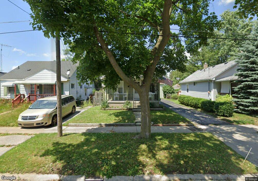 1114 SiMcOe Ave, Flint, MI 48507 - photo 1