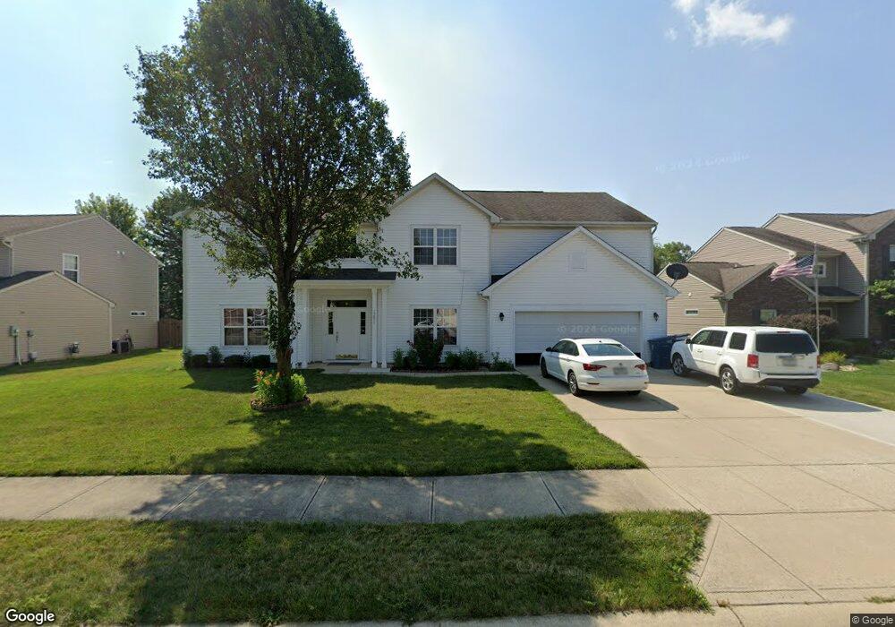 12051 Raiders Blvd, Fishers, IN 46037 - photo 1