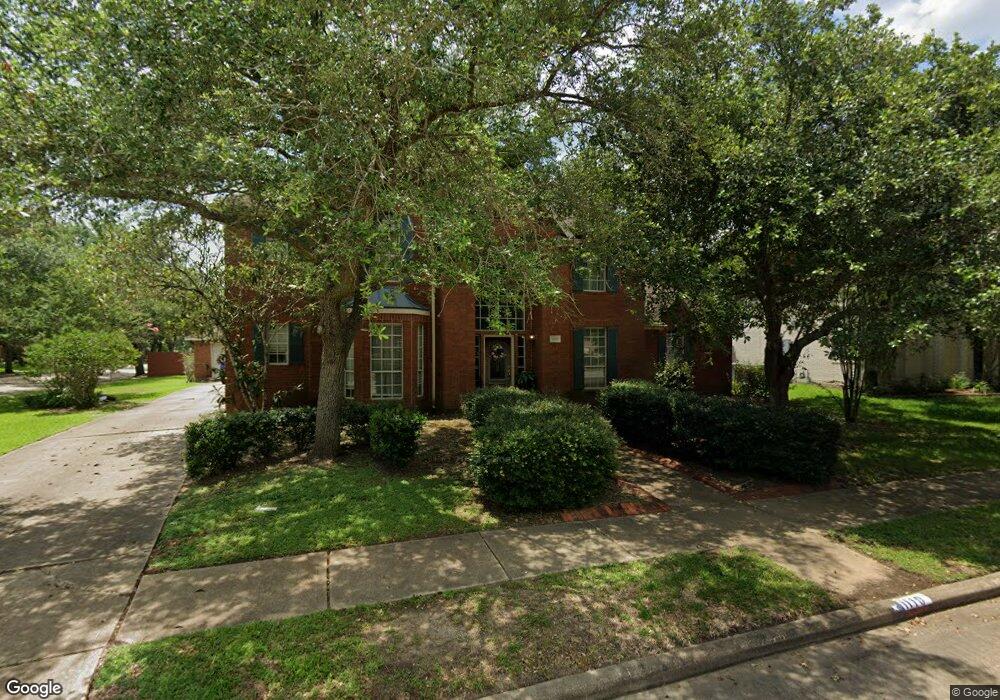 1110 Eagle Lakes Dr, Friendswood, TX 77546 - photo 1