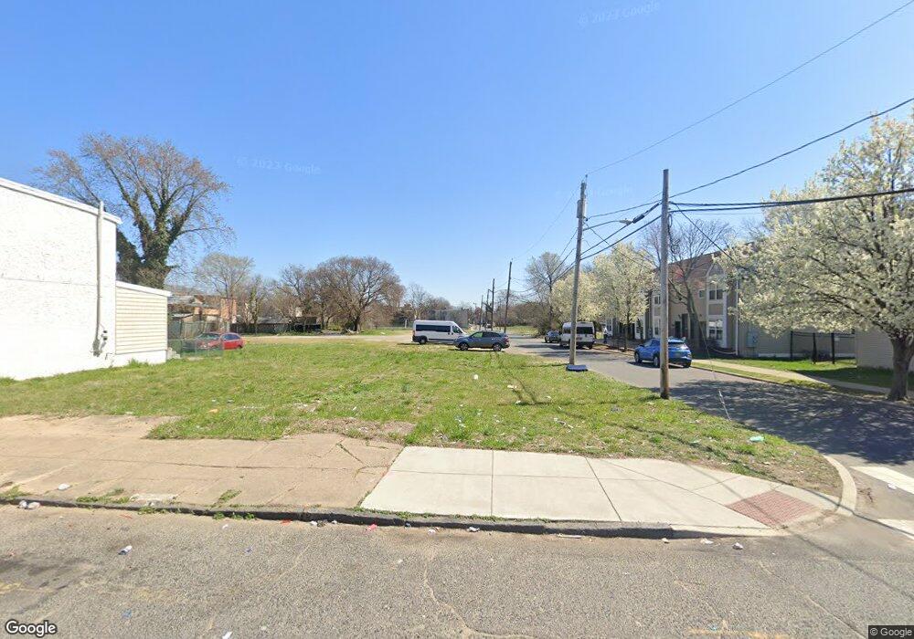 922 S 6th St, Camden, NJ 08103 - photo 1