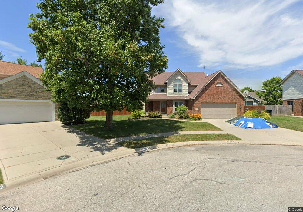 2222 Reston Ln, Columbus, IN 47203 - photo 1