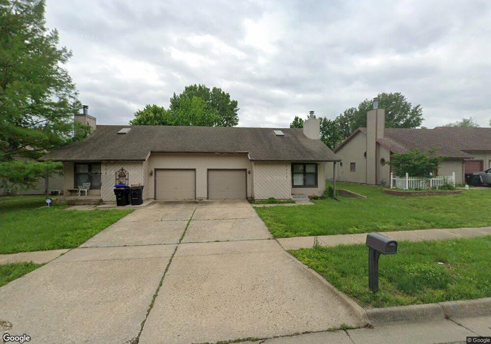 3559 SW Mission Ave, Topeka, KS 66614 - photo 1