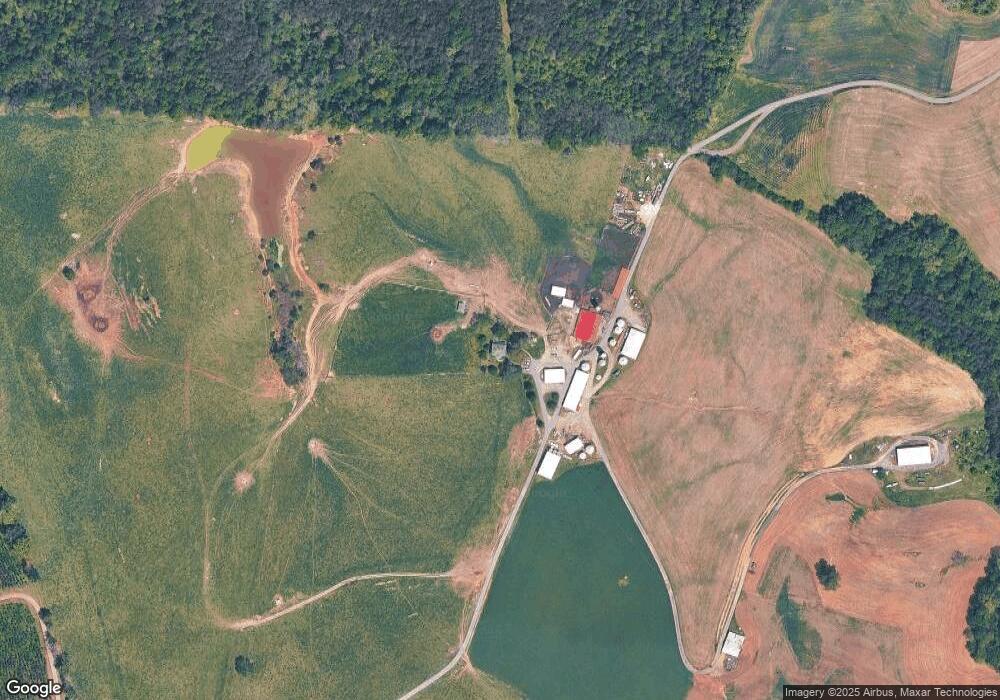 824 Winston Rd, Louisa, VA 23093 - photo 1