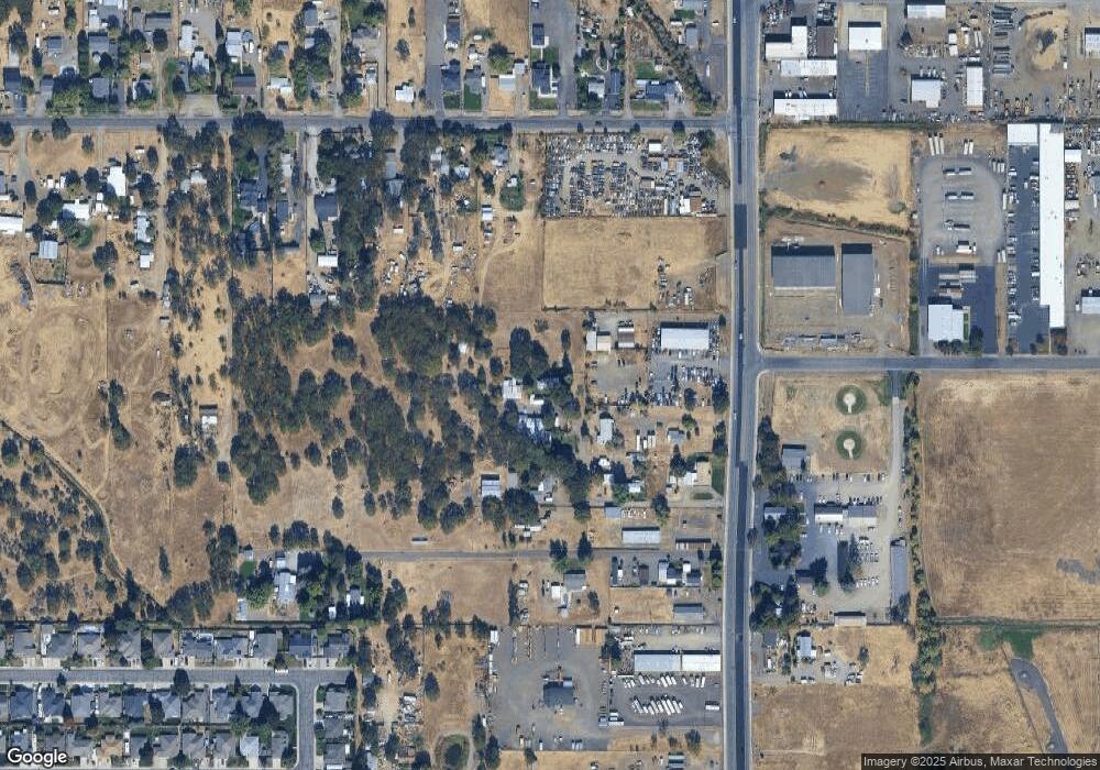 5347 Table Rock Rd, Central Point, OR 97502 - photo 1