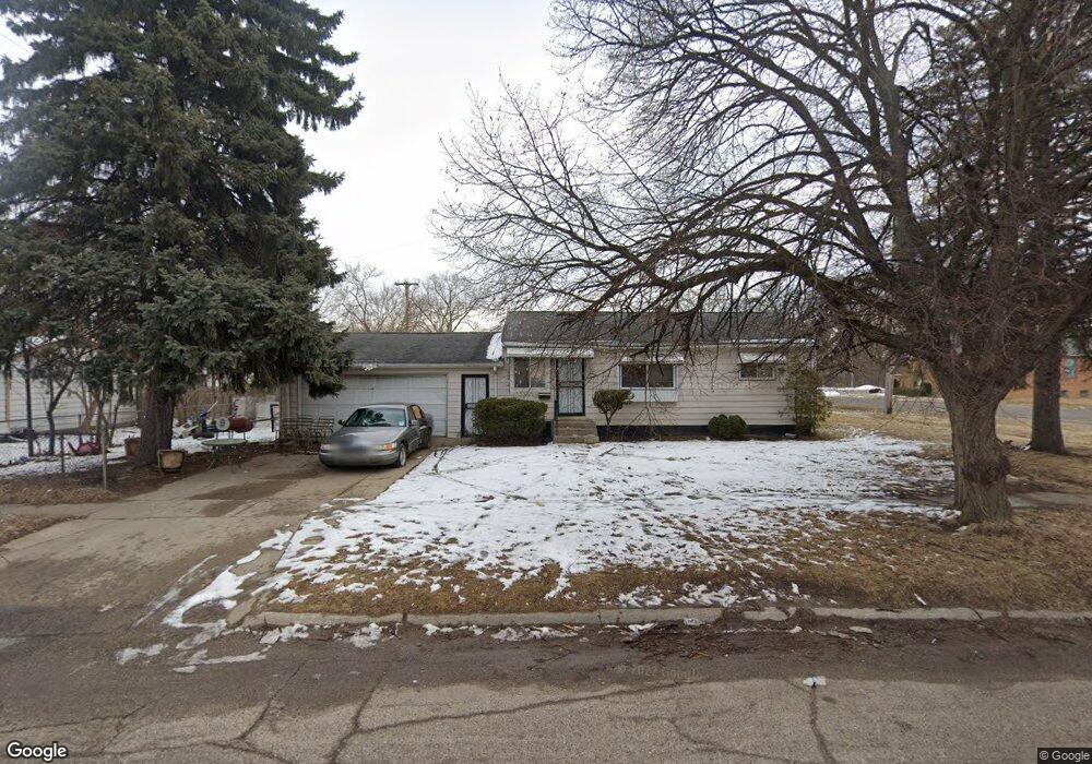 2041 Wood Ln, Flint, MI 48503 - photo 1