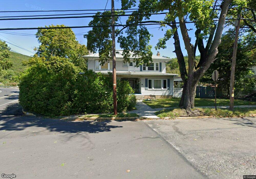 517 Center St, Coal Township, PA 17866 - photo 1