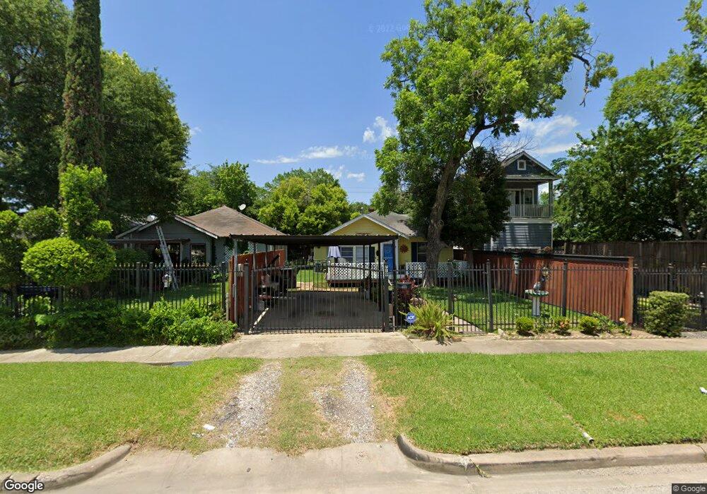 719 W 27th St, Houston, TX 77008 - photo 1
