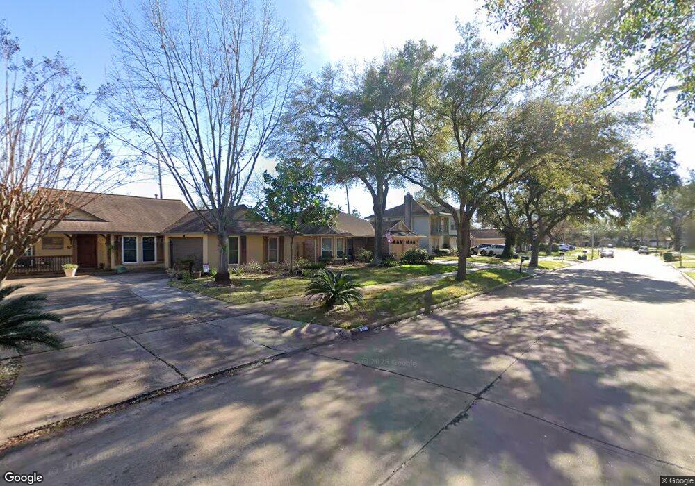 8538 Sunny Ridge Dr, Houston, TX 77095 - photo 1