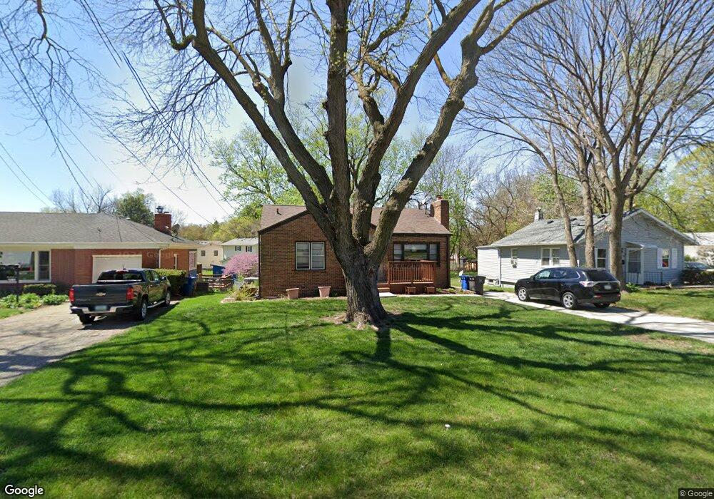 2514 53rd St, Des Moines, IA 50310 - photo 1