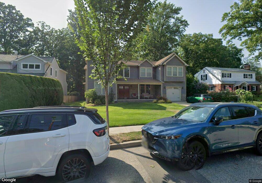 725 Elm Ave, River Edge, NJ 07661 - photo 1