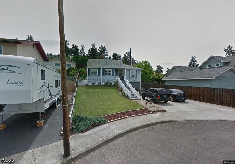 414 W 16th St, the Dalles, OR 97058 - photo 1