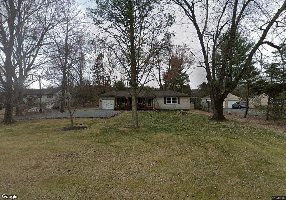 1708 Cedar Top Rd, Reading, PA 19607 - photo 1