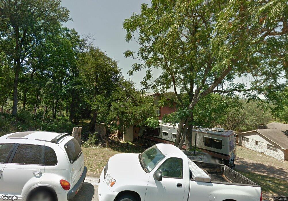 209 Oakridge Dr, San Marcos, TX 78666 - photo 1