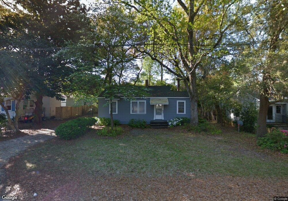 208 Ashantilly Ave, Saint Simons Island, GA 31522 - photo 1