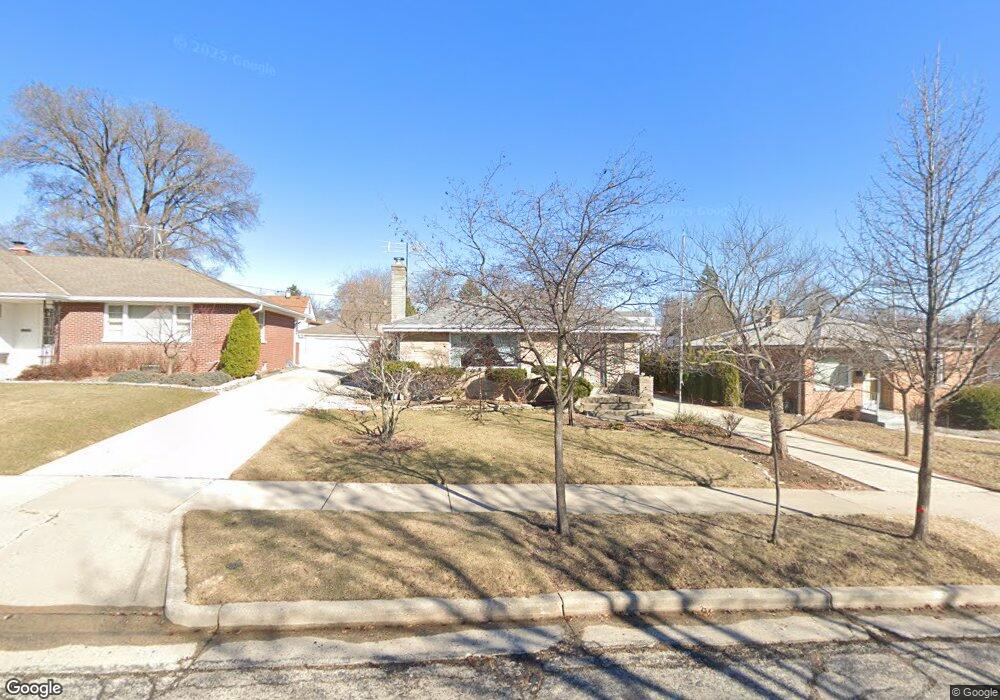 4428 S Taylor Ave, Milwaukee, WI 53207 - photo 1