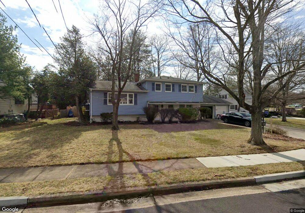 47 Stoneham Place, Metuchen, NJ 08840 - photo 1