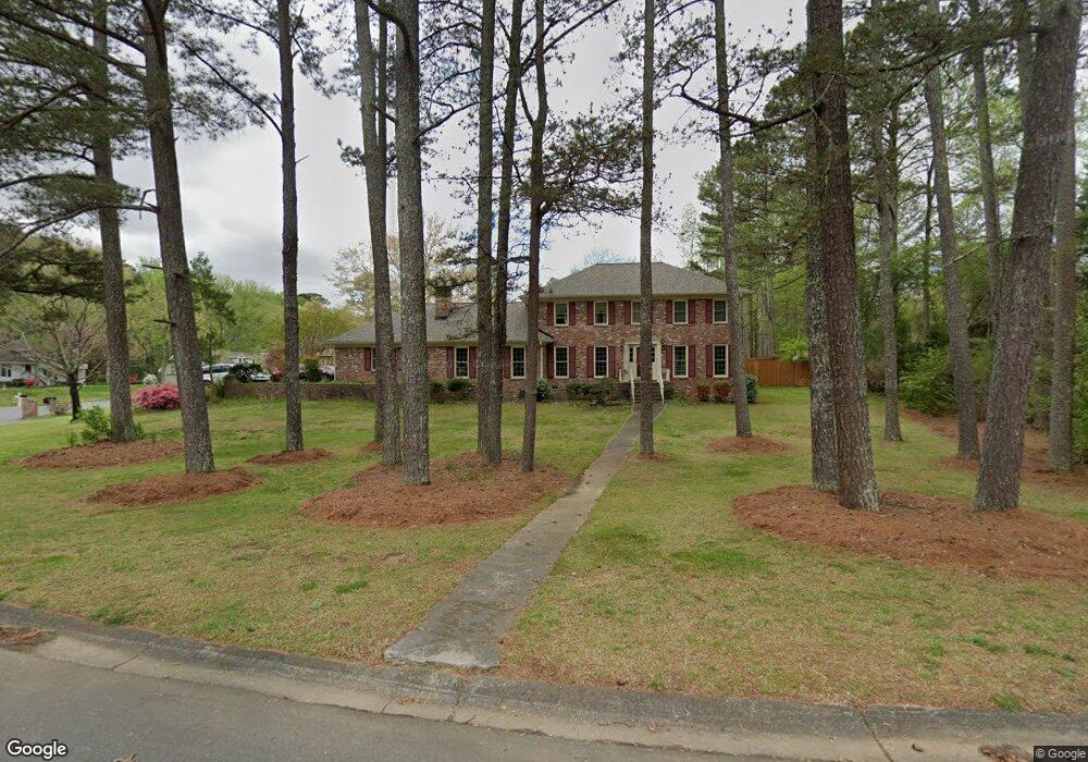 1065 Chantilly Dr, Alpharetta, GA 30004 - photo 1