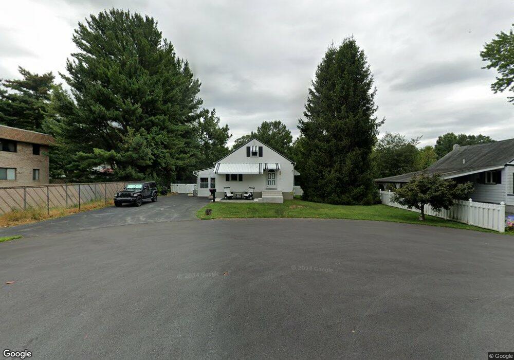 511 Maple Rd, Wallingford, PA 19086 - photo 1