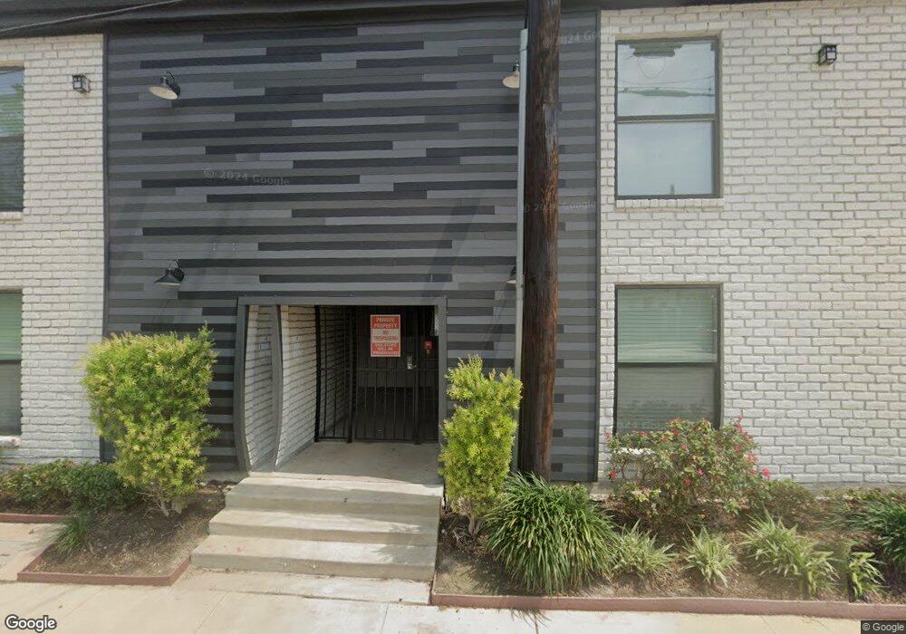 818 Pinemont Dr unit 1, Houston, TX 77018 - photo 1