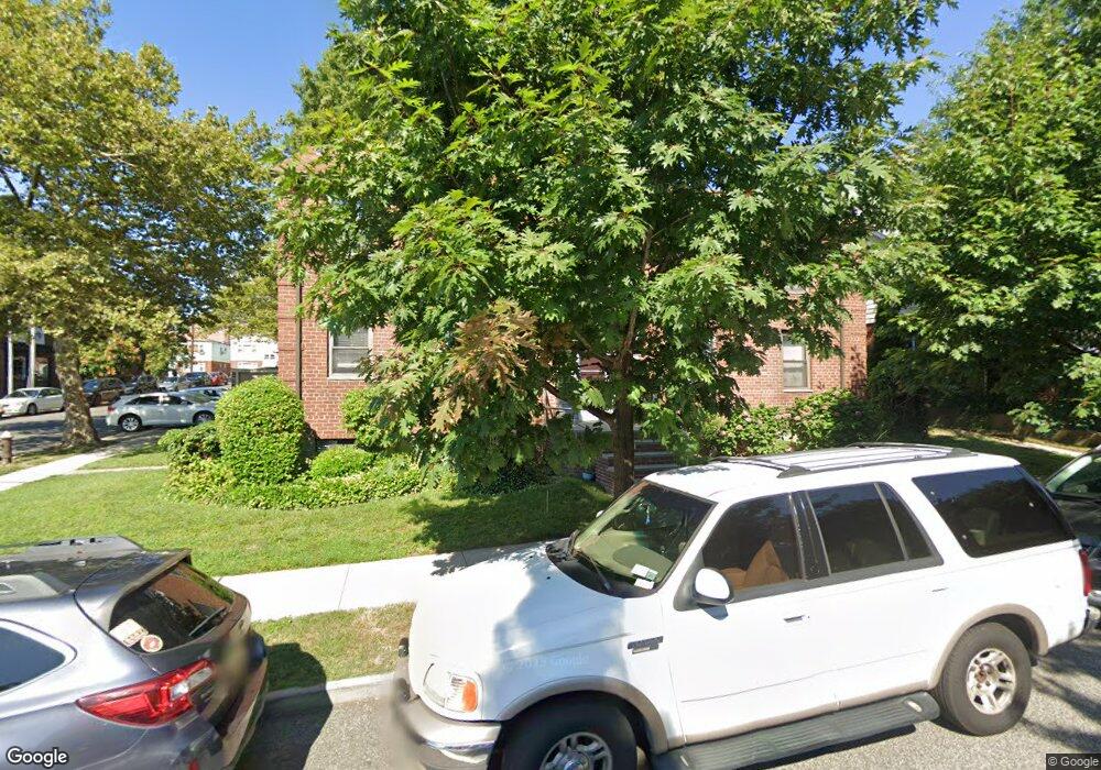 3640 171st St unit 22, Flushing, NY 11358 - photo 1