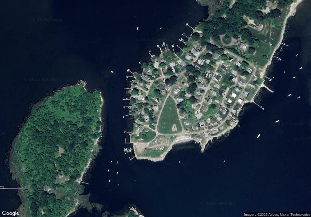 132 Latimer Point Rd, Stonington, CT 06378 - photo 1