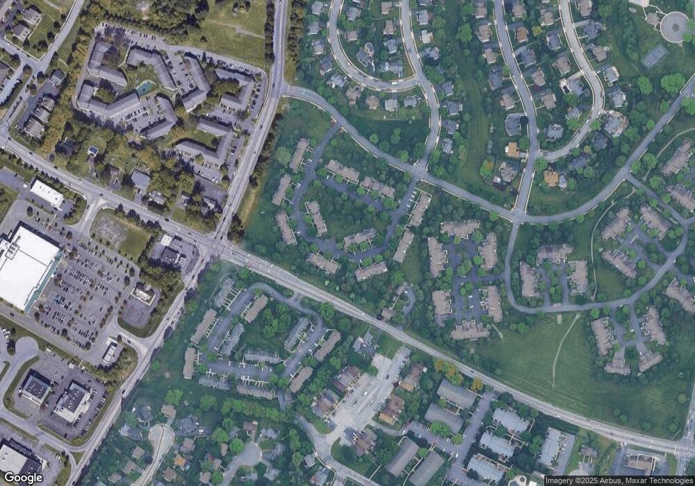 124 Laurel Ct unit 124B, Reading, PA 19610 - photo 1