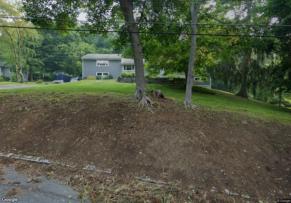 87 Munson Rd, Pleasantville, NY 10570 - photo 1