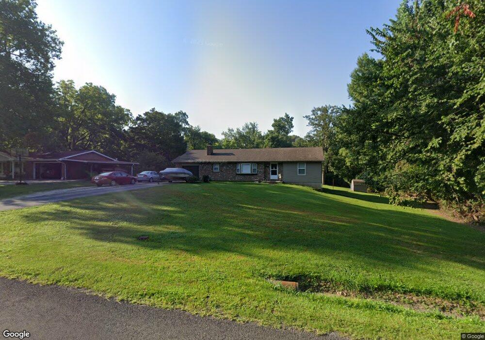 317 Bauer Ln, Maryville, IL 62062 - photo 1