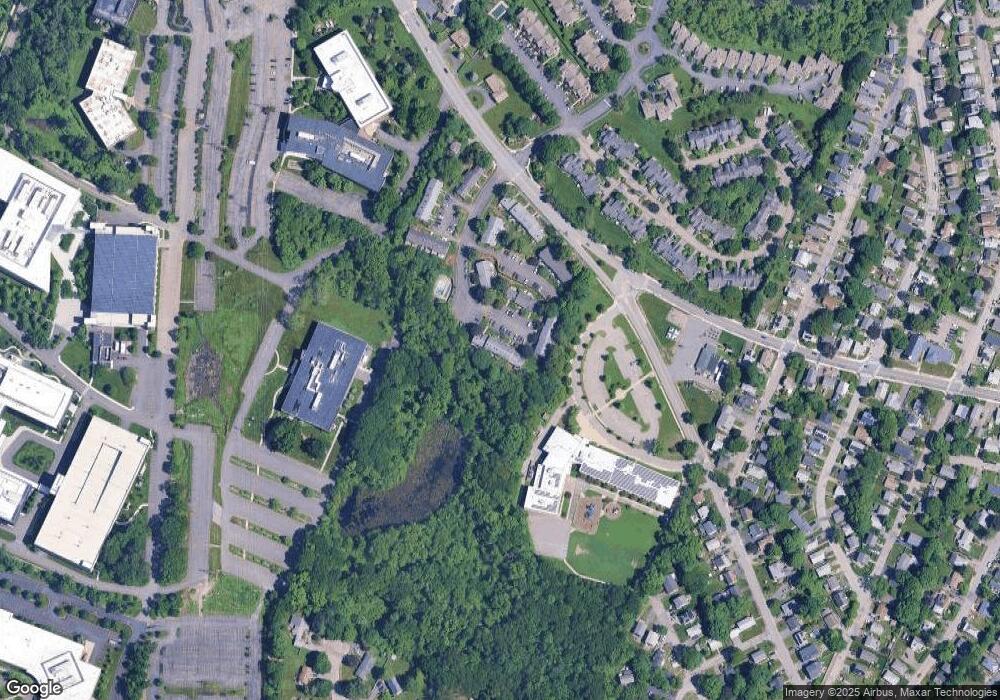 53 Casey Cir, Waltham, MA 02451 - photo 1