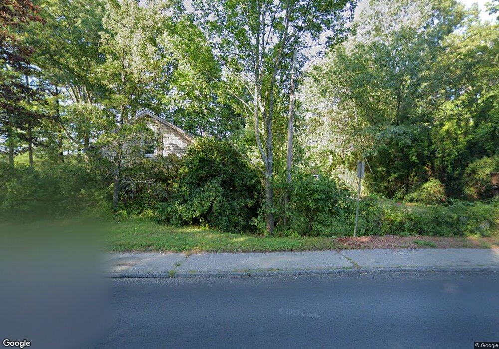 863 Pleasant St, Rochdale, MA 01542 - photo 1